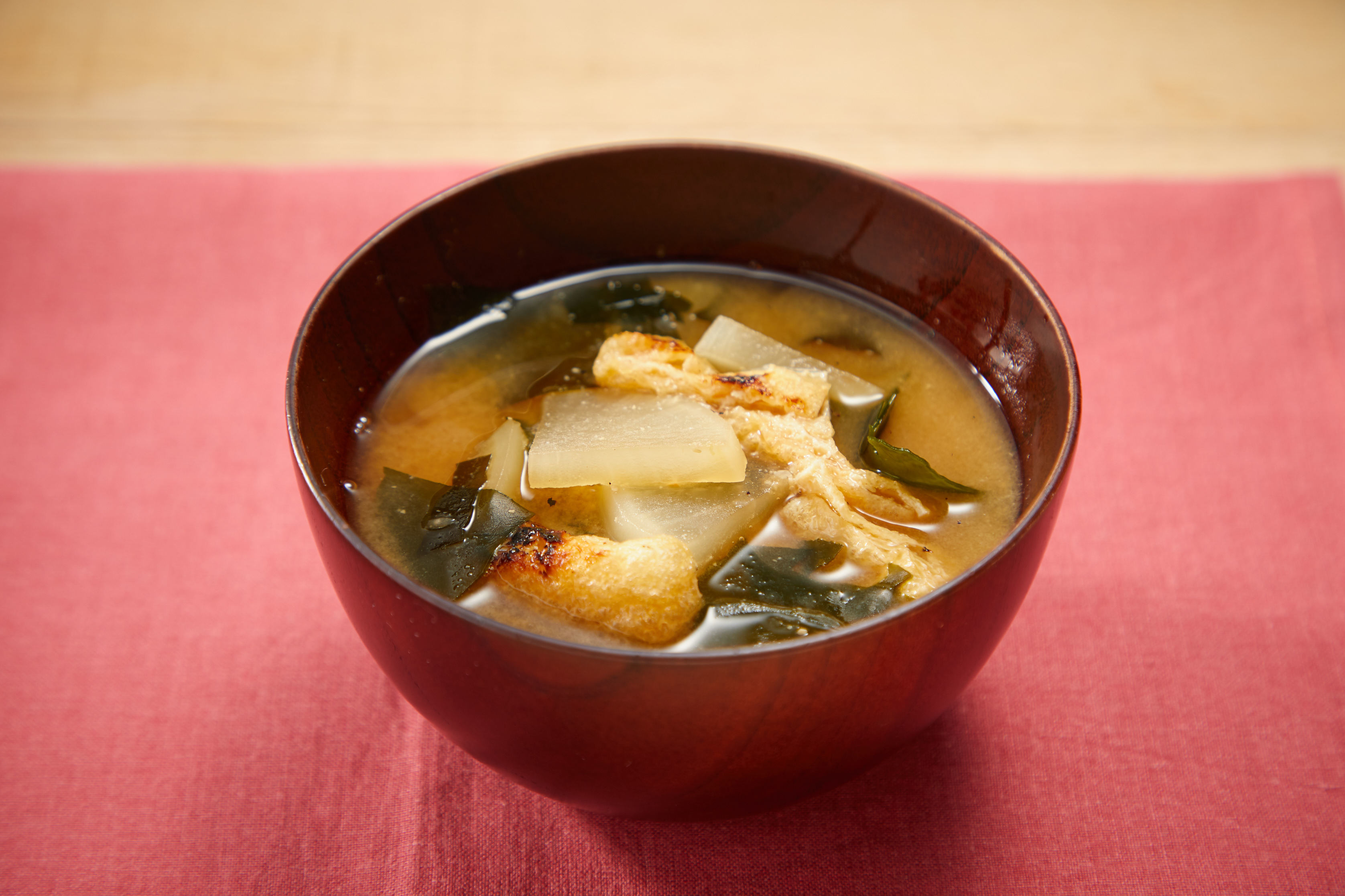 【レシピ】定番を一工夫!「大根とワカメの味噌汁」 東京ガス ウチコト