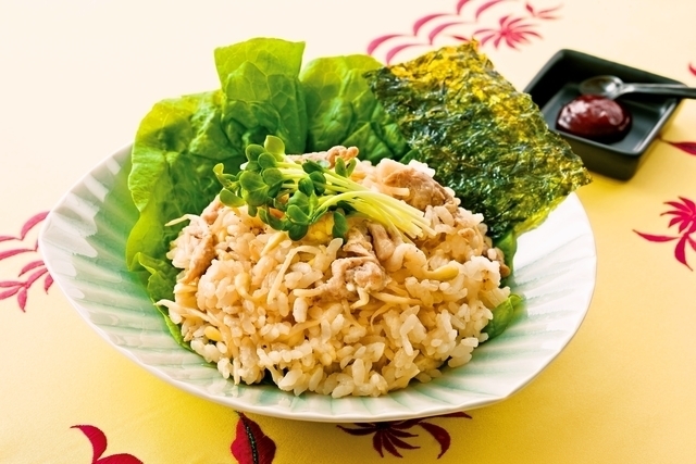 豚肉と豆もやしの炊き込みご飯