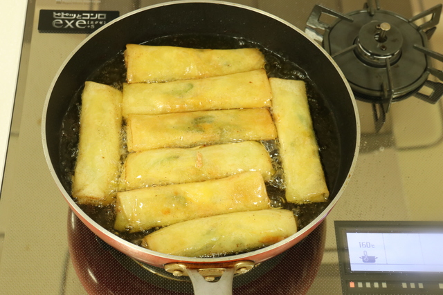きつね色になった春巻き