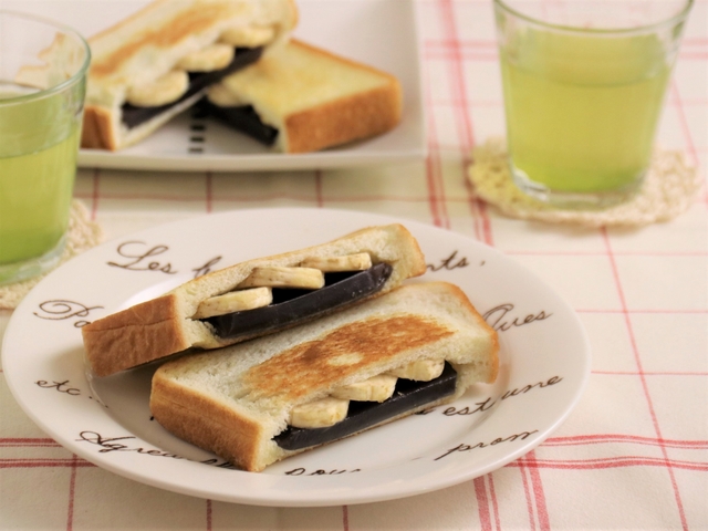 あんバナナホットサンド