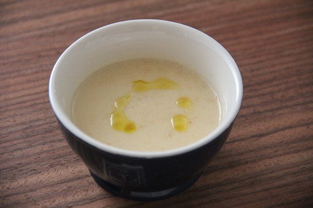 ソパ デ アホ(にんにくのスープ)