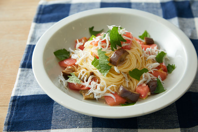 「フレッシュトマトとシラスの冷製パスタ」