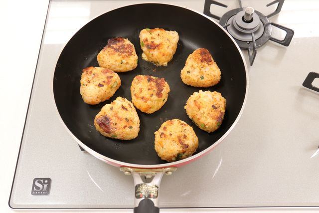 フライパンで焼く