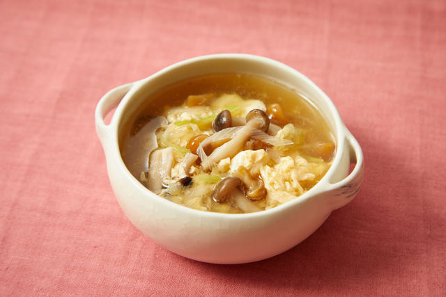 きのこと卵の中華スープ