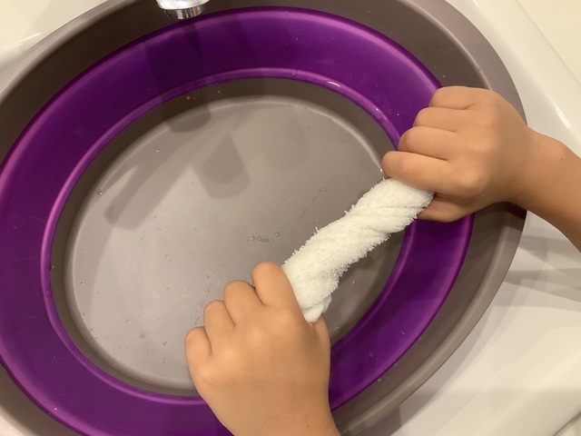 横絞り