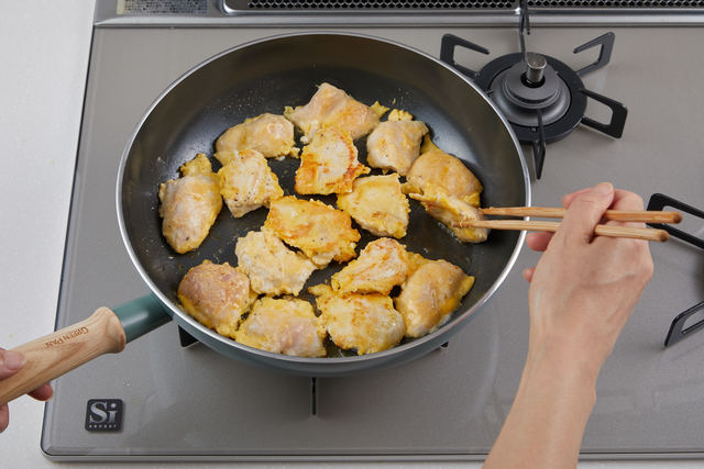 フライパンで焼く