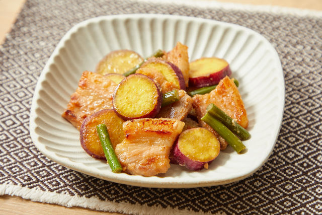 「みそ豚とサツマイモの炒め物」