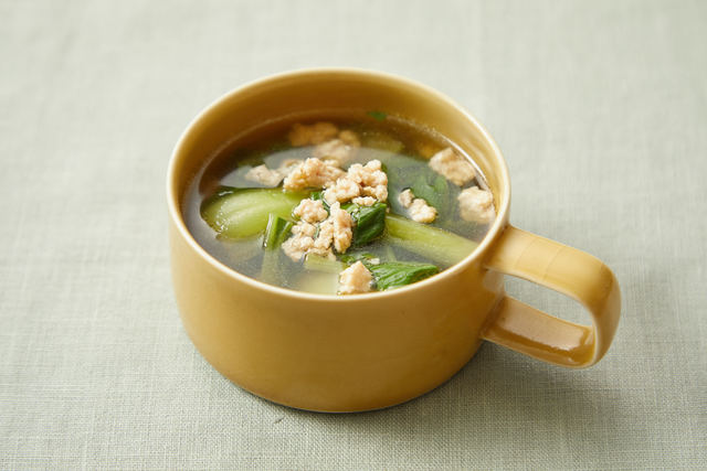 鶏そぼろの洋風スープ