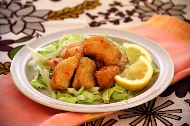 「鶏のから揚げ スイートチリマヨソース」