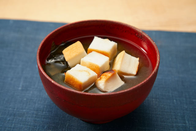 焼きはんぺんのみそ汁