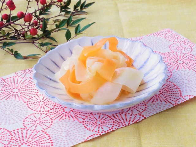 「洋風紅白なます」