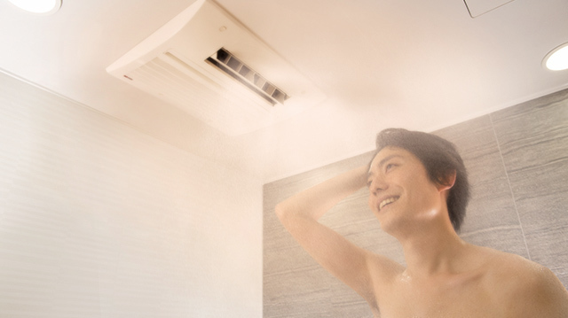 ミストサウナ「ミスティ」を使っているところ