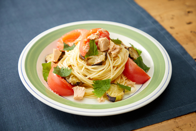ナスとフレッシュトマトのパスタ