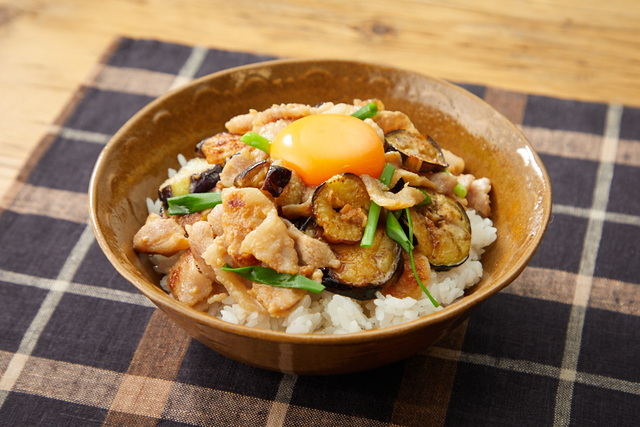 秋ナス豚バラ丼
