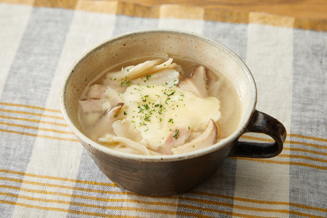 とろーりチーズのきのこスープ
