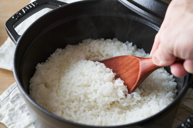 ストウブ鍋で炊いた白米