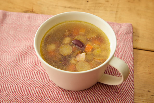 根菜とお豆のスープ