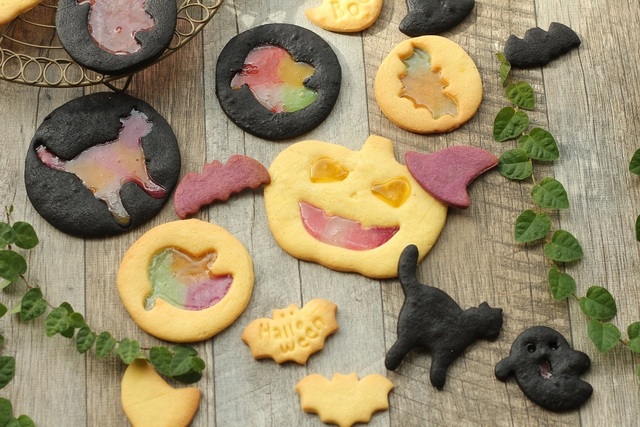 ハロウィンおばけのステンドグラスクッキー