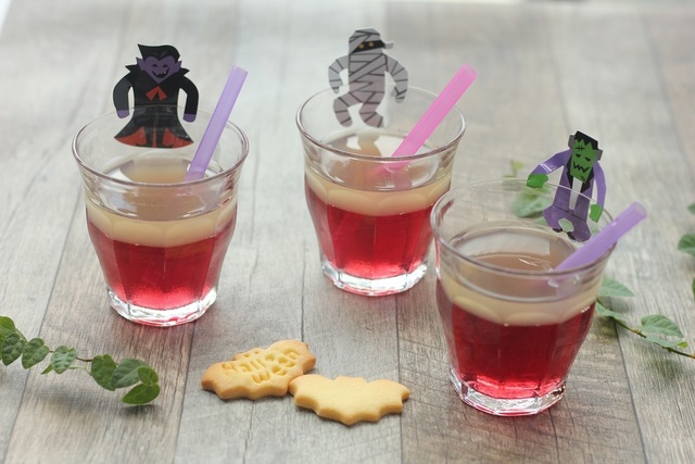 ハロウィンカラーのプルプル飲むゼリー