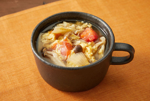しめじのトマトスープ