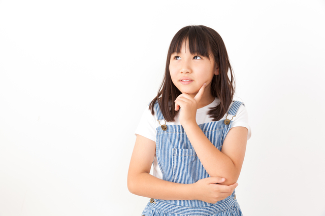 考える子ども